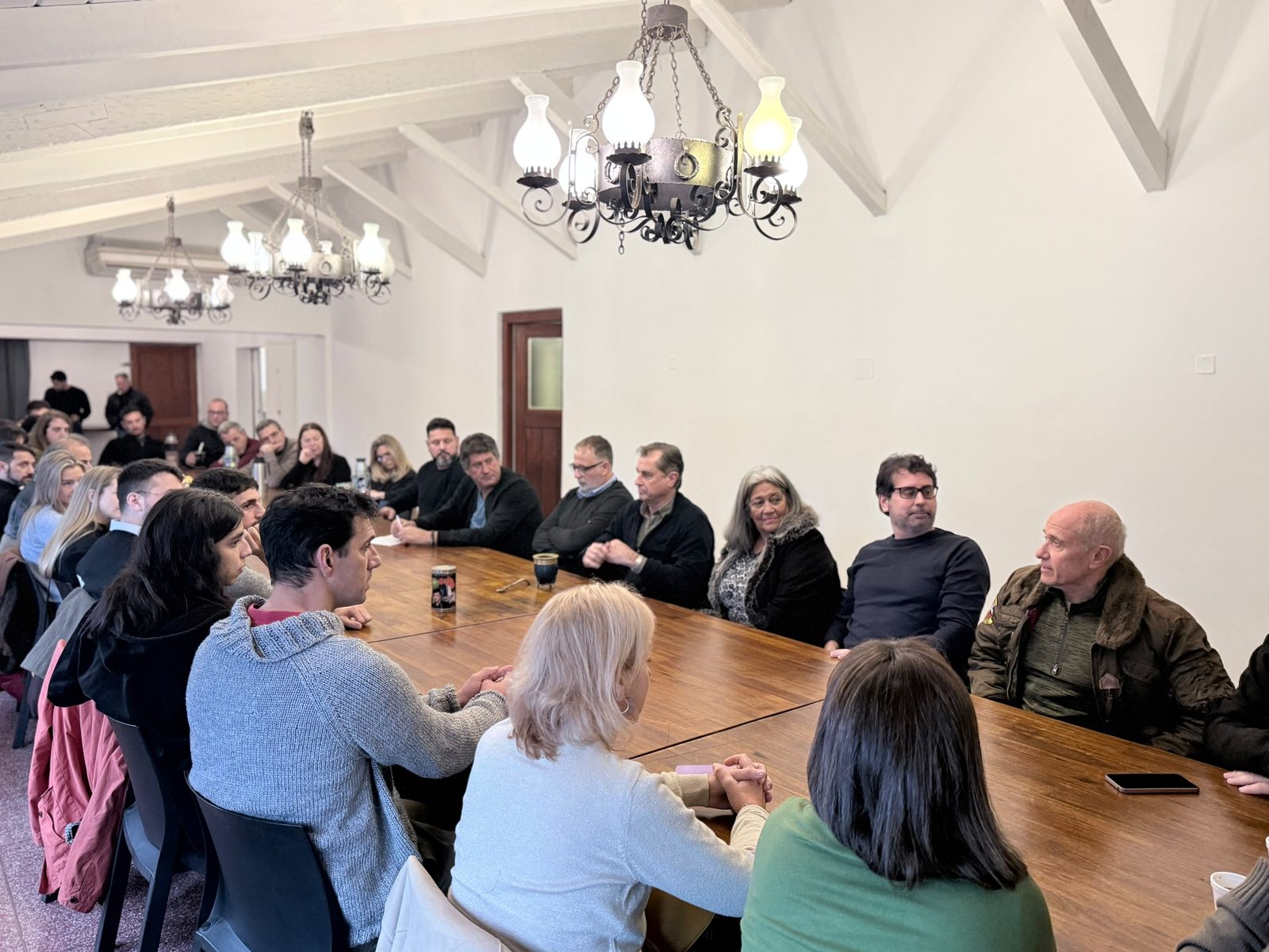 La jornada en Funes fue encabezada por el intendente Roly Santacroce junto a referentes del espacio.